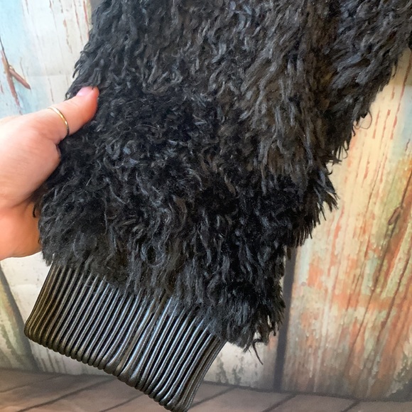 Zara Woman Faux Sheep Fur Black Coat with Faux Leather Accordion Trim XL - Picture 2 of 8